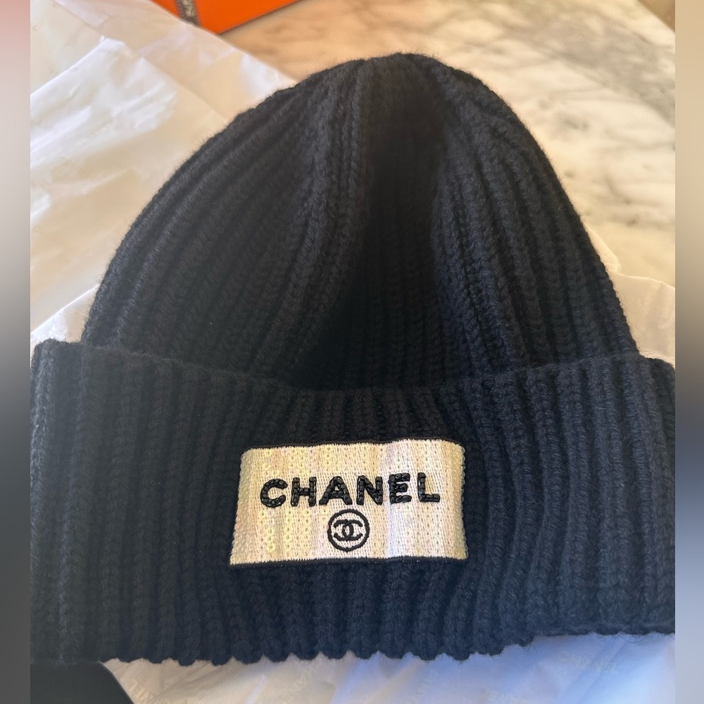 💕Sold💕Chanel black beanie hat cap with sequence new never used